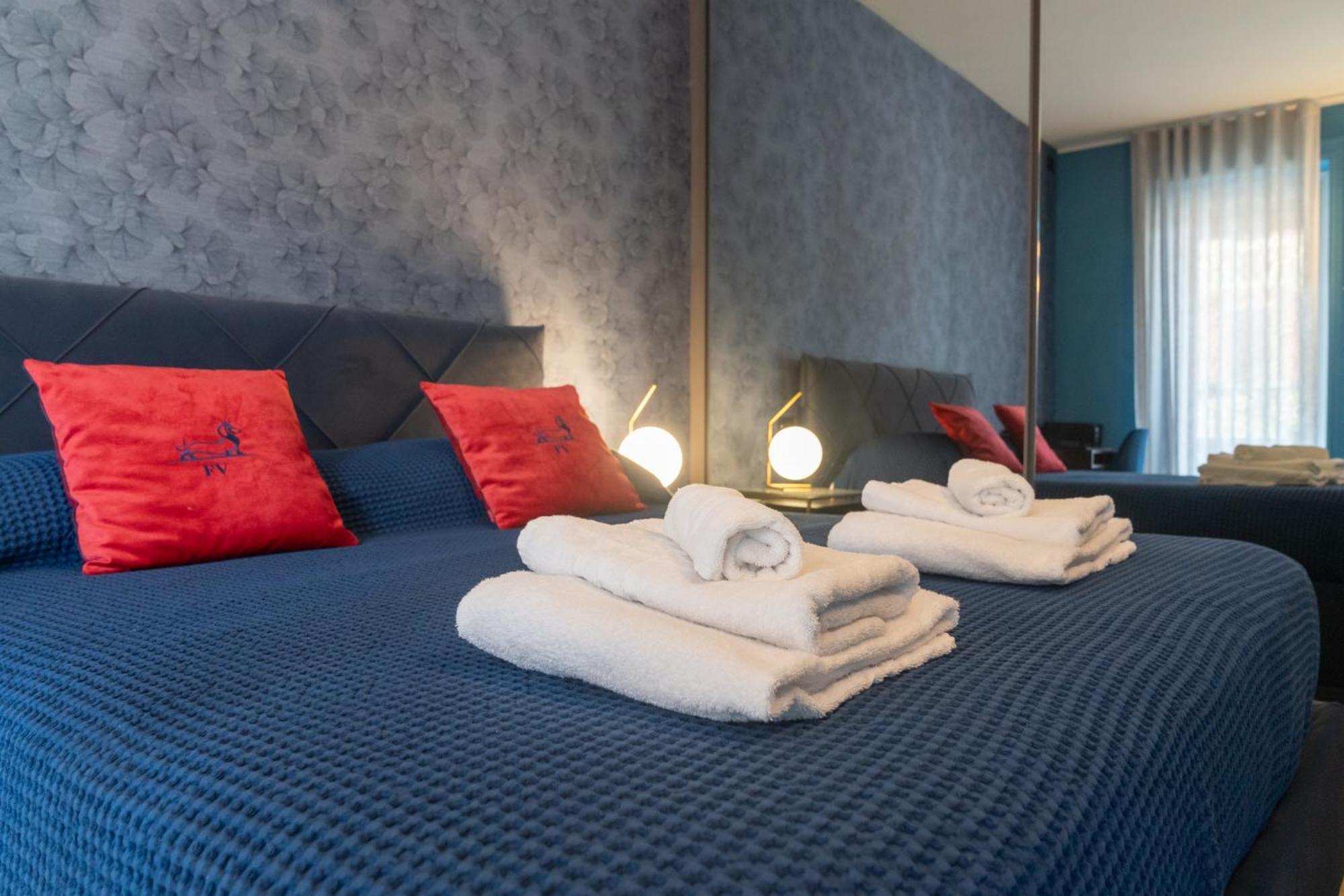 Suite Casa Degli Specchi, Appartamento Di Lusso In Galleria Buenos Aires Милан Экстерьер фото